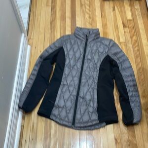 Heat puffer  jacket with side zip pockets